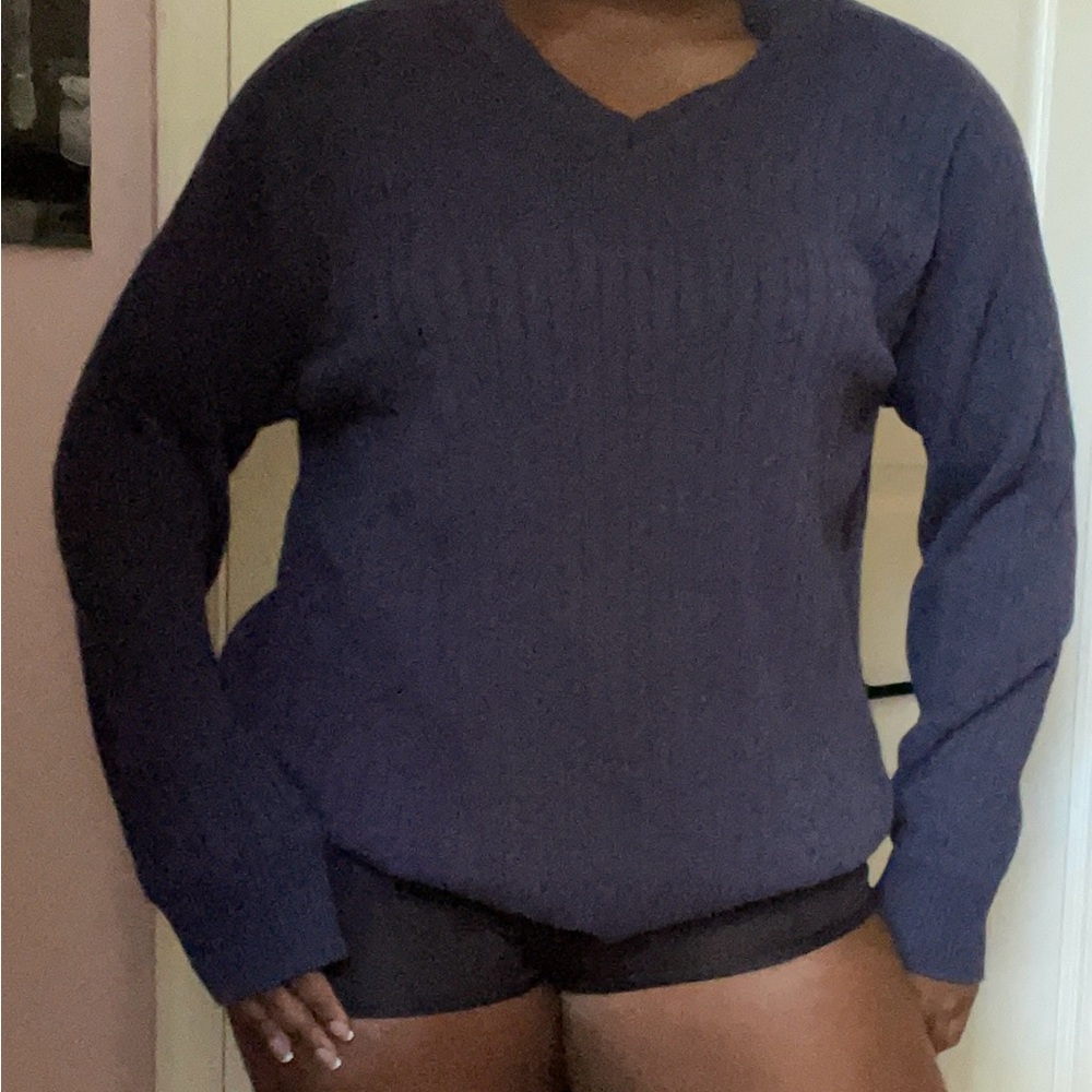 Navy blue v neck sweater #vneck #sweater